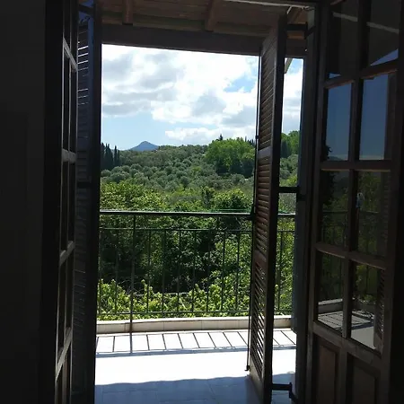 Apartament Elia *